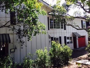 Building Photo - 3302 Ocean Ave