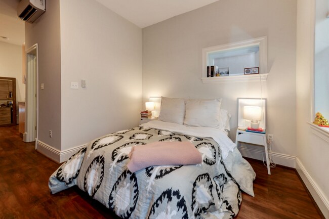 Foto del edificio - 2906 13th St NW
