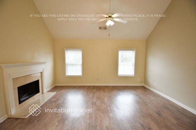 Foto del edificio - 2380 Thornberry Dr