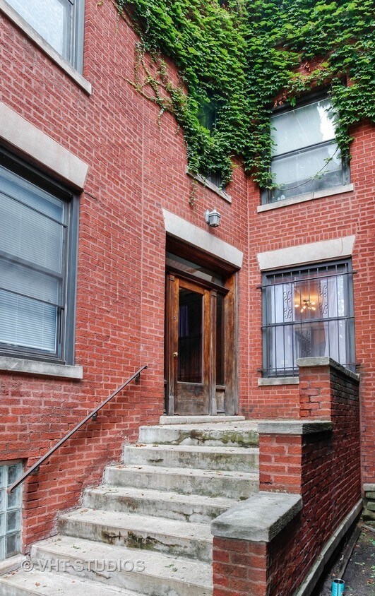 Primary Photo - 1314 W Argyle St