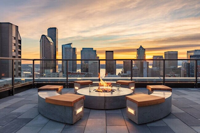 Foto del edificio - 1122 Madison St