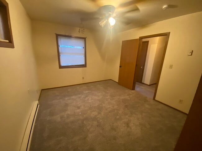 Foto del edificio - 129 4th St