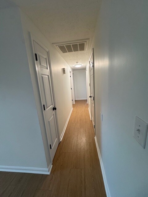 Foto del edificio - 6605 Vandre Ave