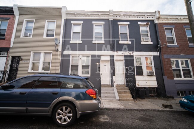Building Photo - 2523 N Opal St