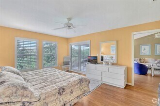 Building Photo - 5897 Chanteclair Dr