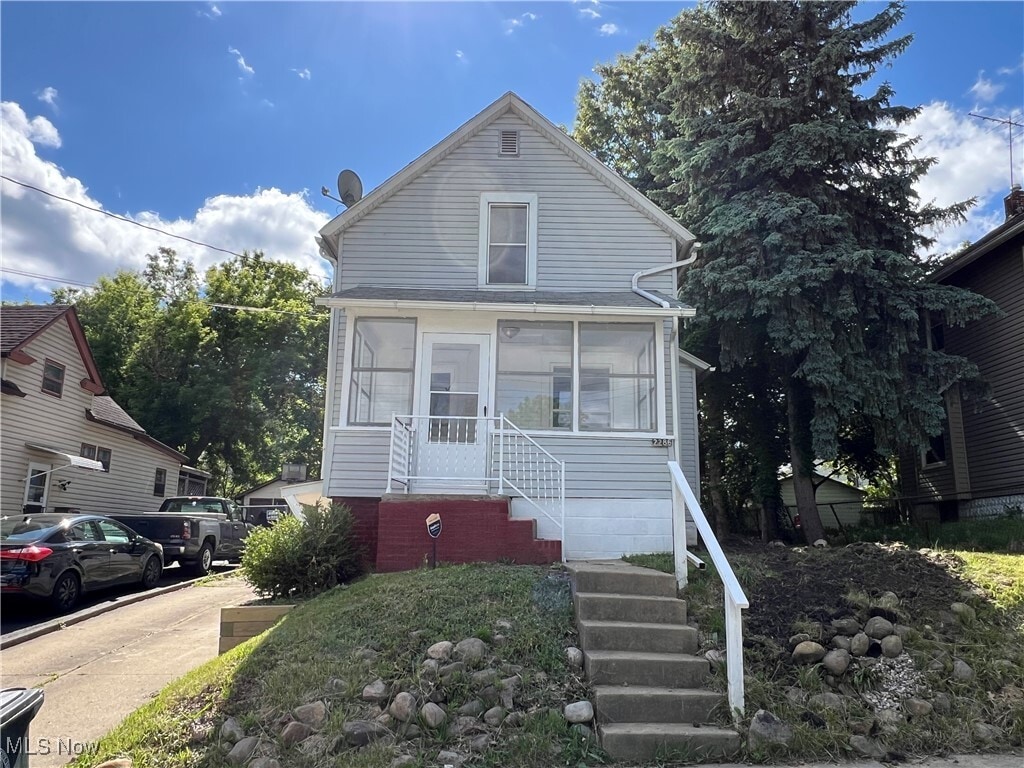 Primary Photo - 2286 6th St SW