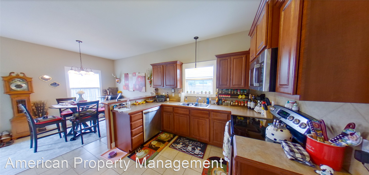 Primary Photo - 3 br, 3 bath House - 8891 Butterfly Ln