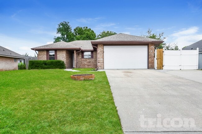 Building Photo - 2125 El Campo Ave