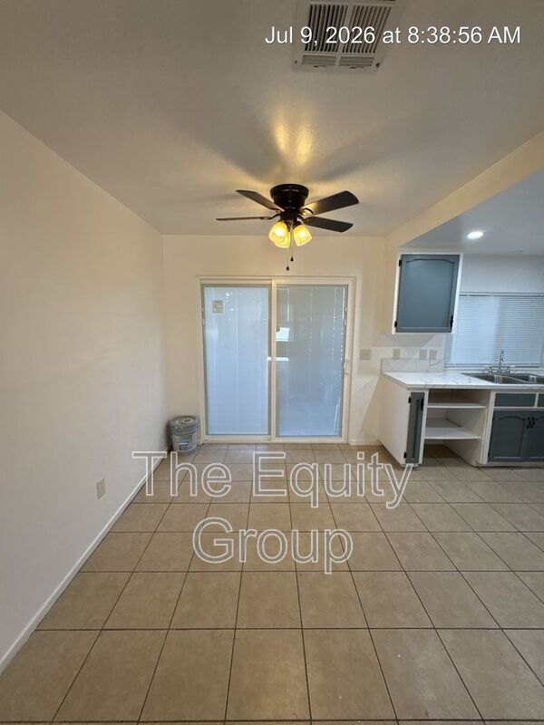 Foto del edificio - 1323 S Court St