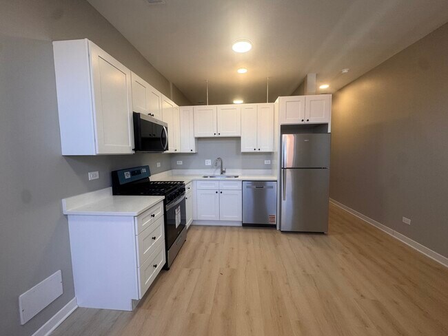 Foto del edificio - 4007 W School St