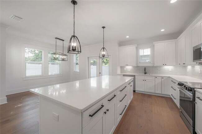 Foto del edificio - 807 E Ida St