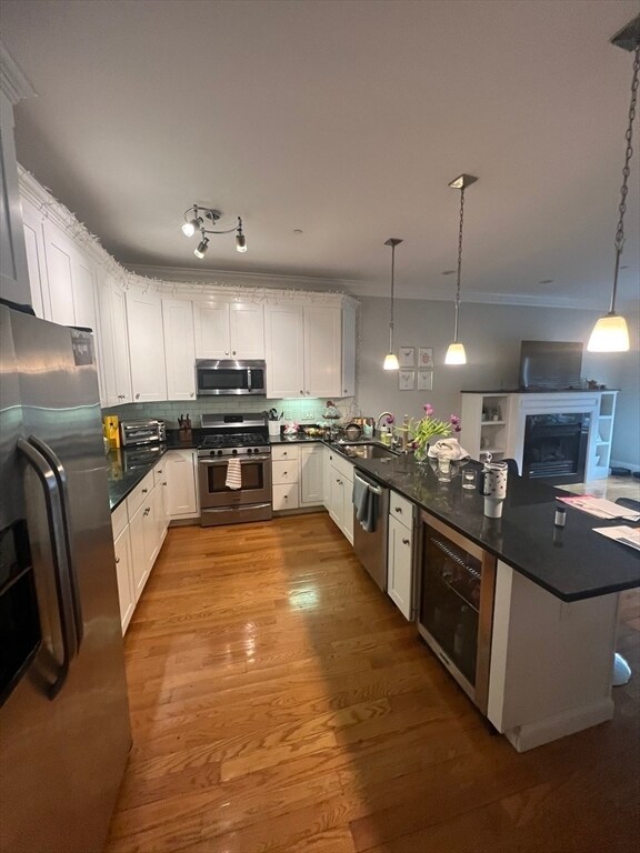 Foto principal - 630 E 2nd St