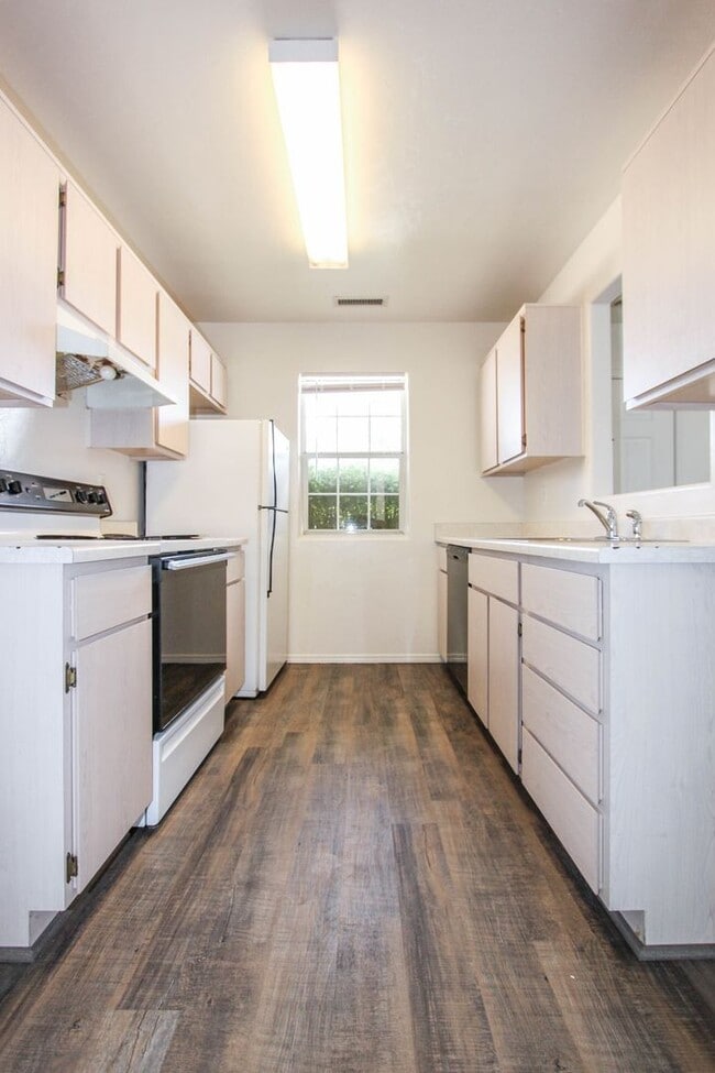 Foto del edificio - 8139 E Long Mesa Dr