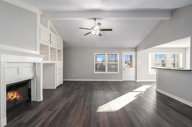 Foto del edificio - 12757 Lake Conroe Hills Dr