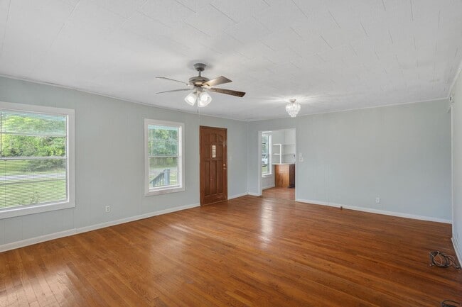 Building Photo - 607 New Orleans Ave