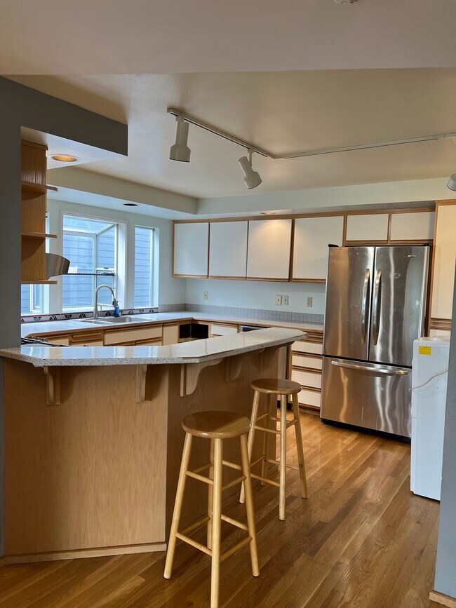 Foto del edificio - 530 NE 78th St