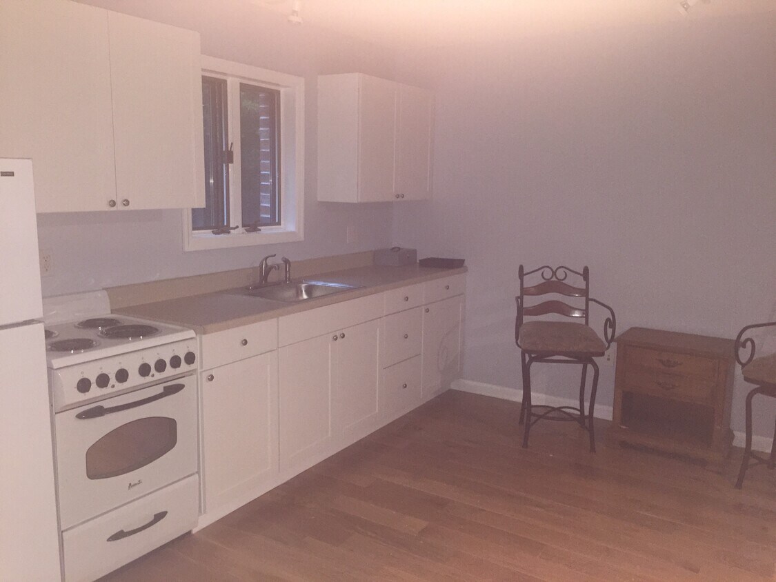 3 Lisa Ct Unit 2BR apartment, Red Hook, NY 12571 Apartments in Red