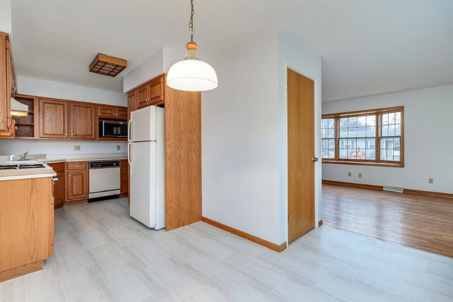 Foto del edificio - 2356 Hawthorne Ct