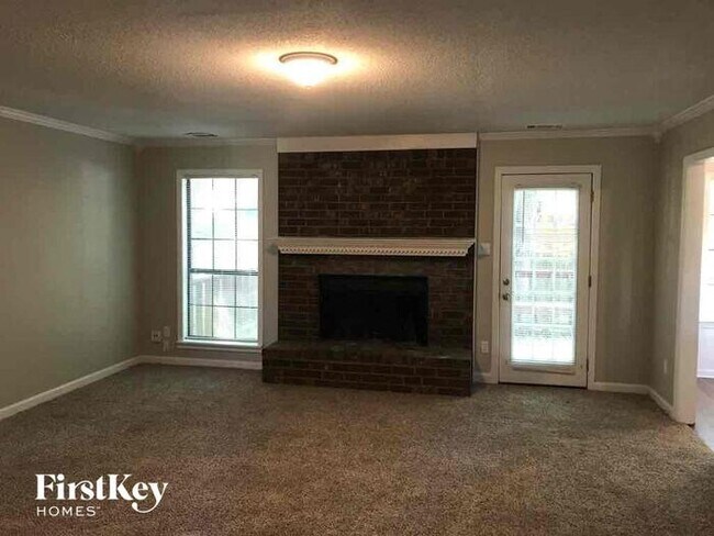 Building Photo - 7301 Ashley Oaks Dr