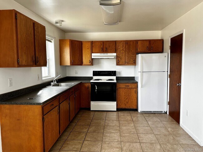 Foto del edificio - 376 NY-32