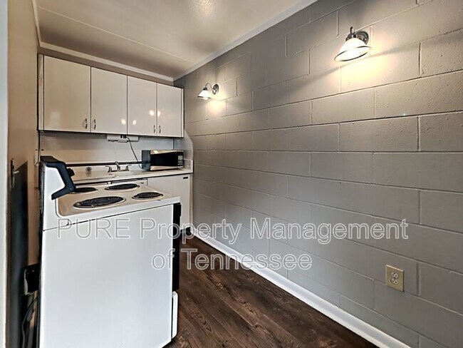 Foto del edificio - 2505 Merry Oaks Dr