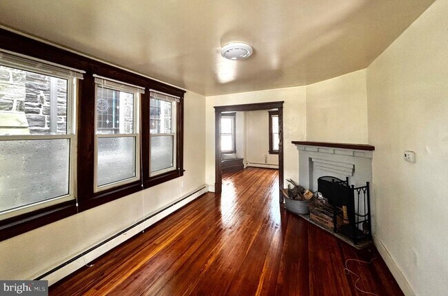 Foto del edificio - 31 W 3rd St