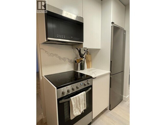 Photo du bâtiment - 1178 Hamilton St