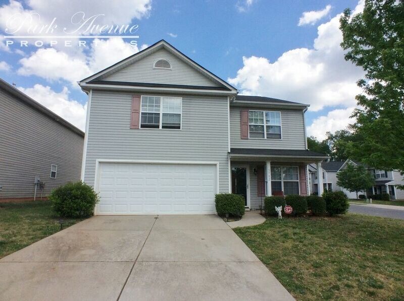 Foto principal - 3702 Wondering Oak Ln