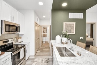 Building Photo - 2020 Grandway Dr