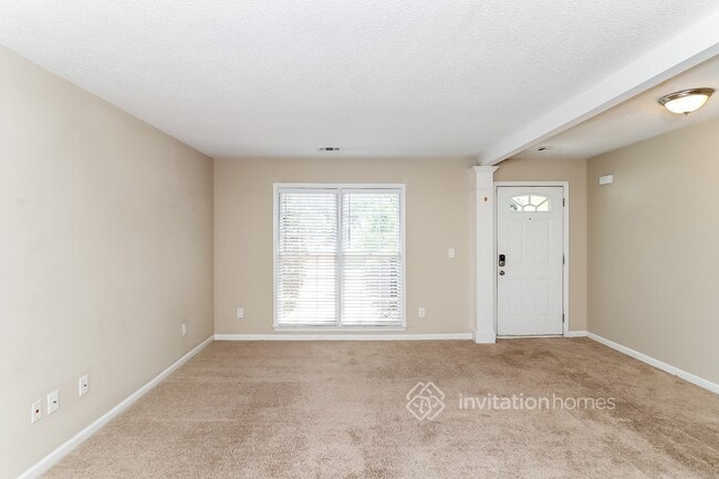 Building Photo - 1074 Wenham Ln