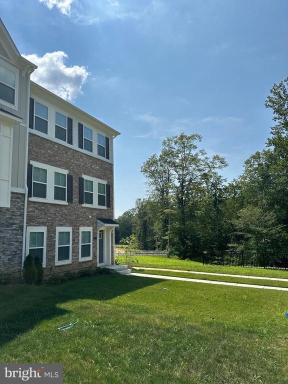 Building Photo - 11153 Conway Pl