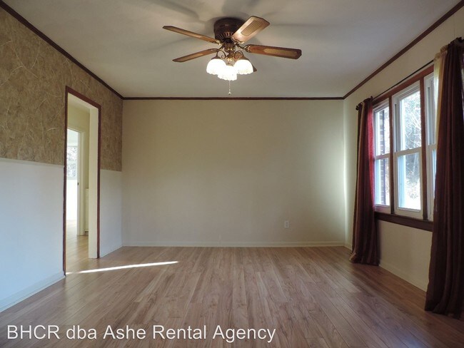 Building Photo - 3 br, 1 bath House - 282 Will Vannoy