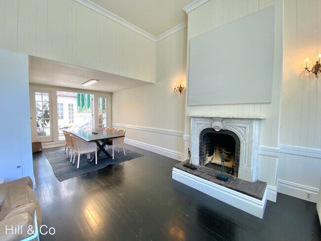 Building Photo - 2 br, 2 bath House - 1088 Green St