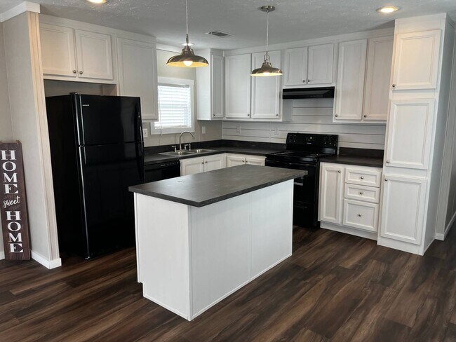 Foto del edificio - 4900 SE 102nd Pl