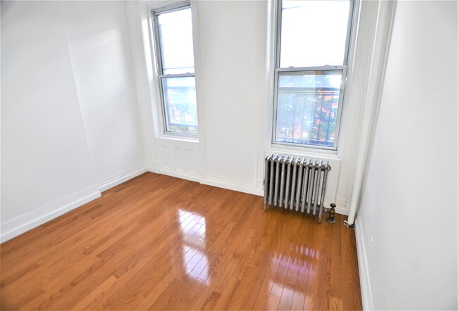 Bedroom 1 Front View (2) - 312 E 9th St
