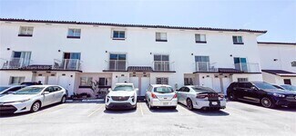 Building Photo - 1100 SW 104th Ct