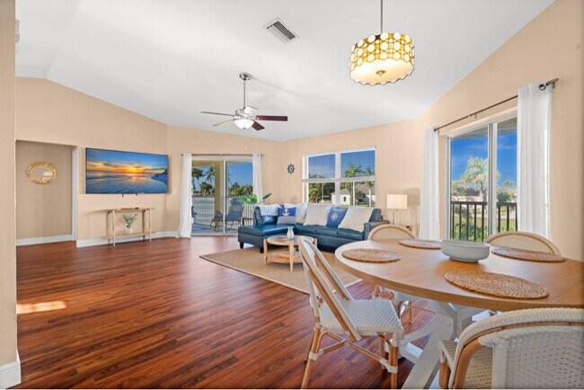 Foto del edificio - 5420 Chiquita Blvd S