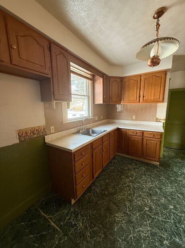 Foto del edificio - Cleveland East side single home