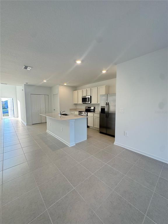 Foto del edificio - 2217 Rock Dr