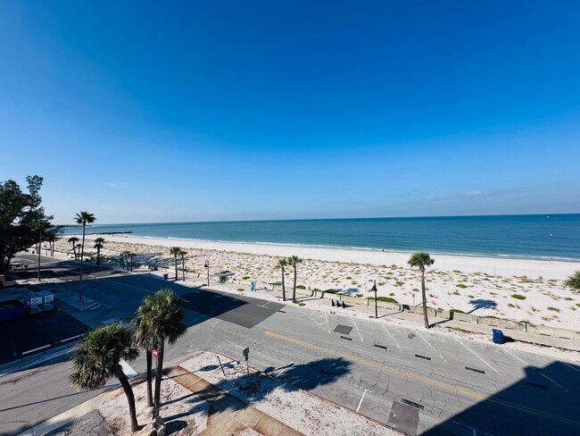 Foto del edificio - 555 Gulf Way