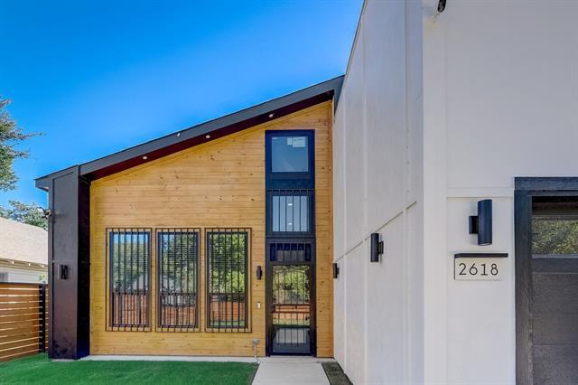 Foto del edificio - 2618 Carpenter Ave