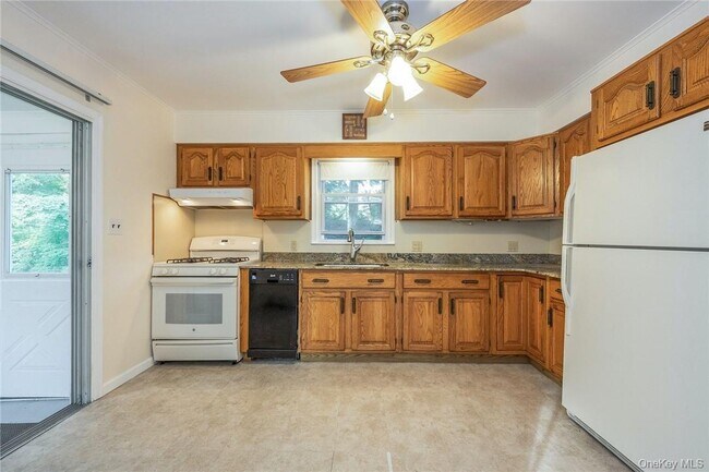 Foto del edificio - 440 Columbus Ave