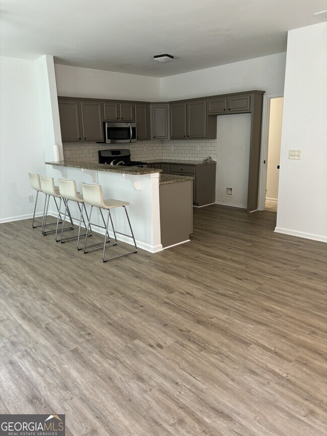 Foto del edificio - 2517 Centennial Commons View NW