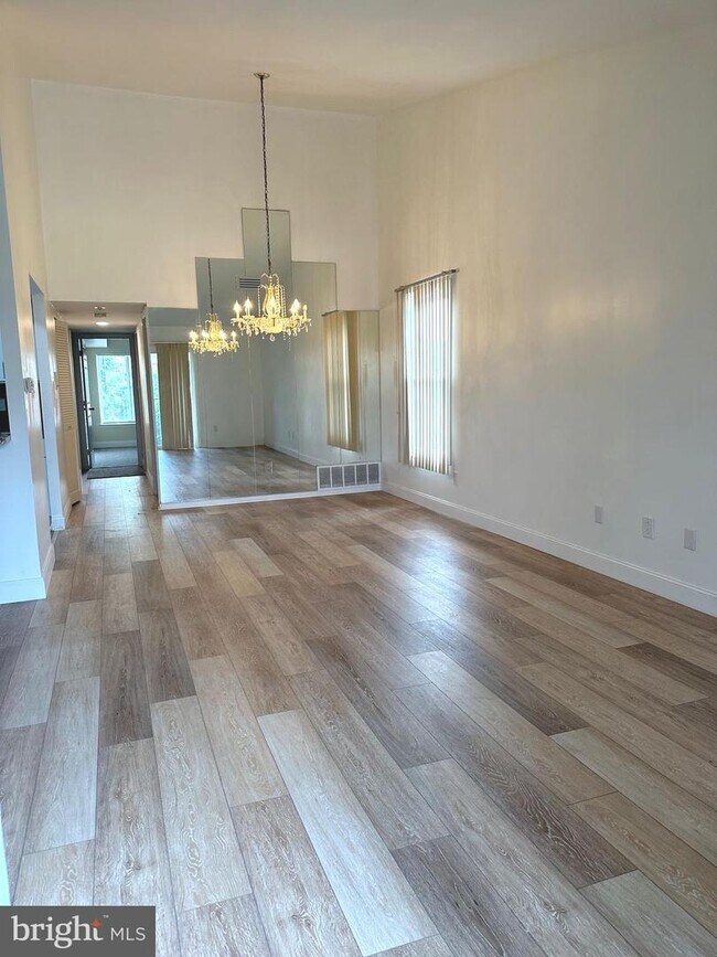 Foto del edificio - 2015 Welsh Rd