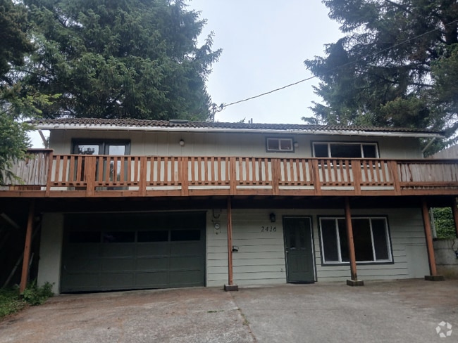 Building Photo - 2416 NW Edenview Way