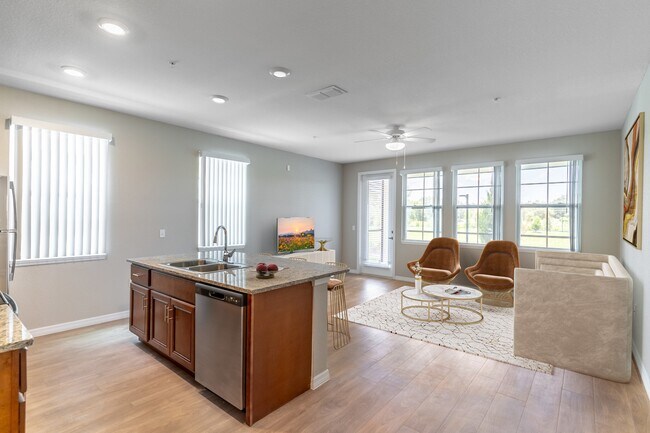 Groveview | Pangola - Rolling Acres Reserve