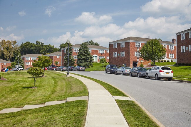 Foto del edificio - 115 Jackman Dr
