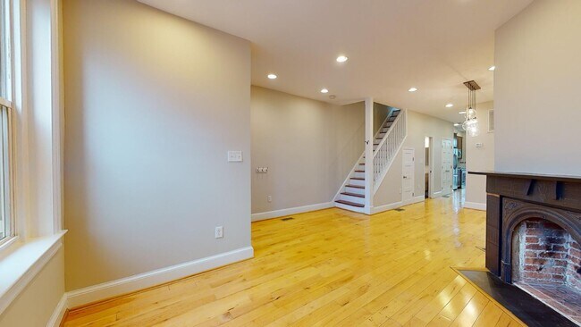 Foto del edificio - 1517 D St SE