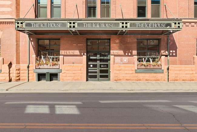 Foto del edificio - 1890 Wewatta St