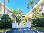 Primary Photo - 9940 Collins Ave